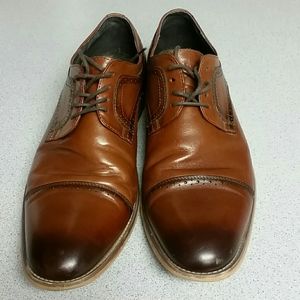 Dress shoes